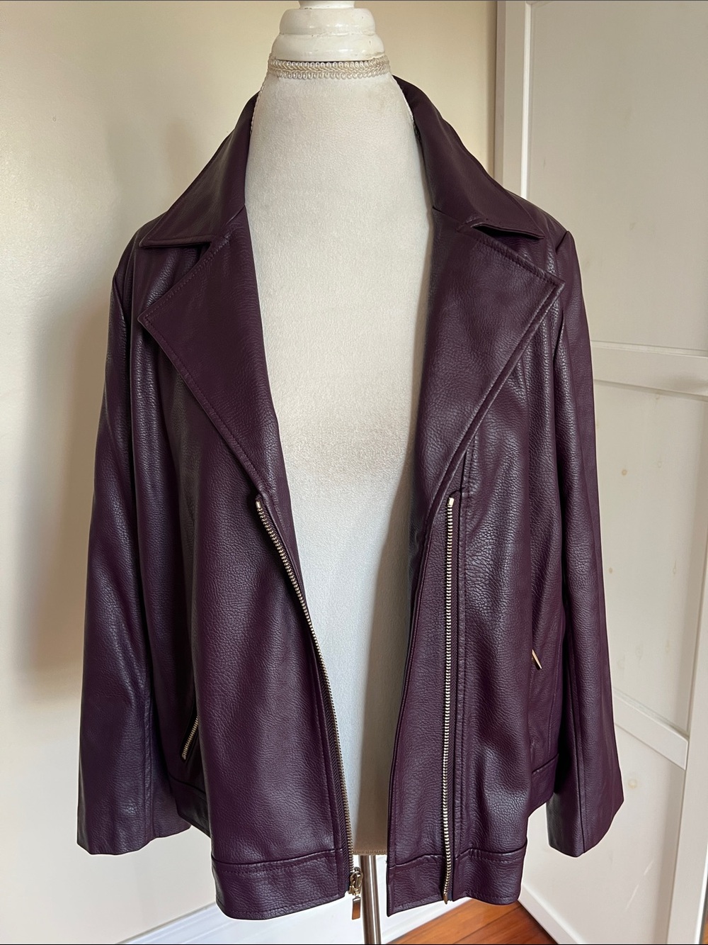 Chico's Deep Plum Purple Faux Leather Moto Jacket Floral Paisley Lining
